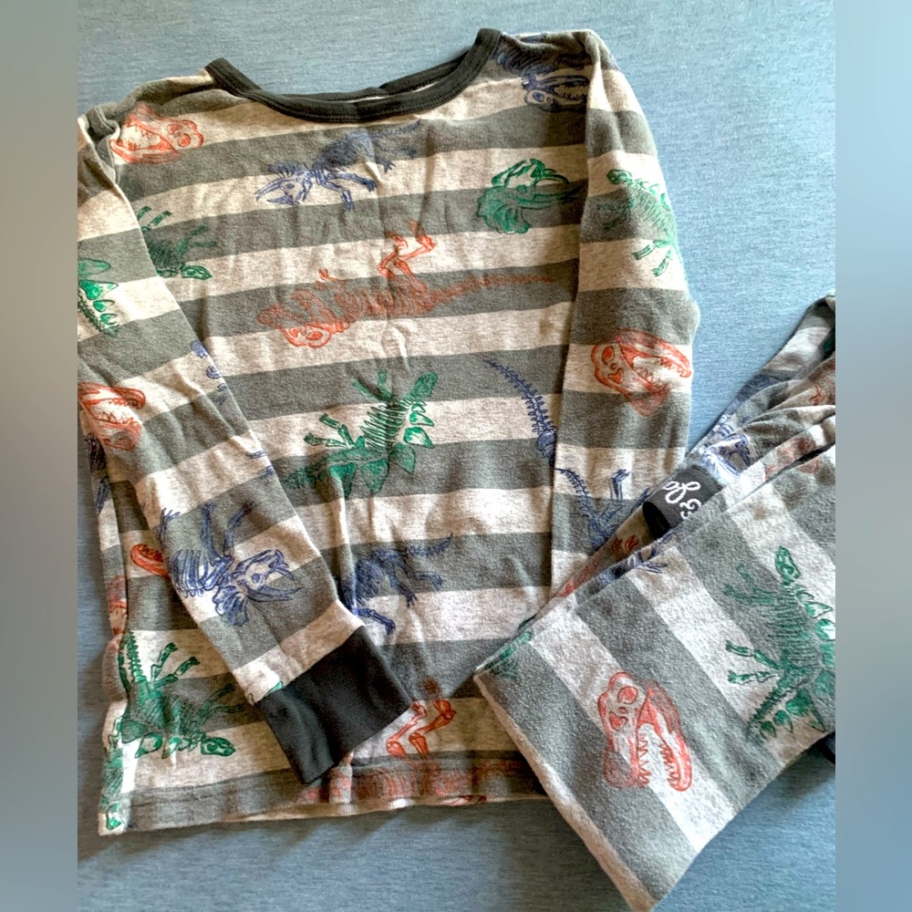 EUC! Target cat&jack kid pajama set